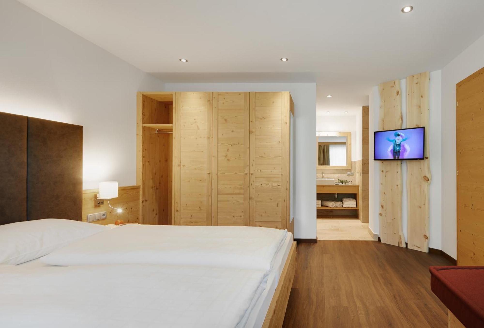 Alpin Stile Hotel Laion Eksteriør billede